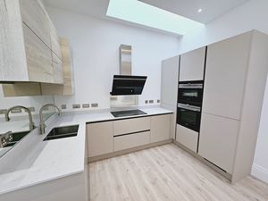 Photo 7- click for photo gallery